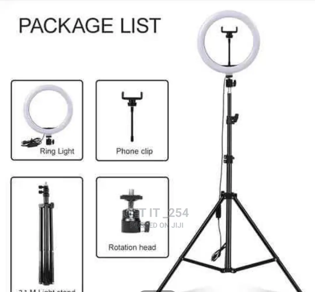 Full Tripod With Ringlight