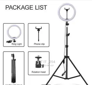 Full Tripod With Ringlight