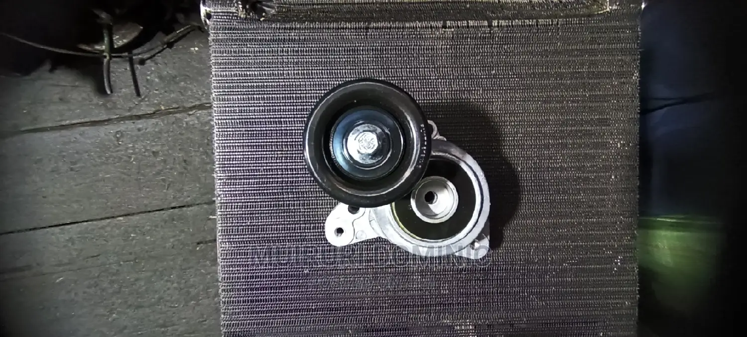 Honda CRV Engine Tensioner