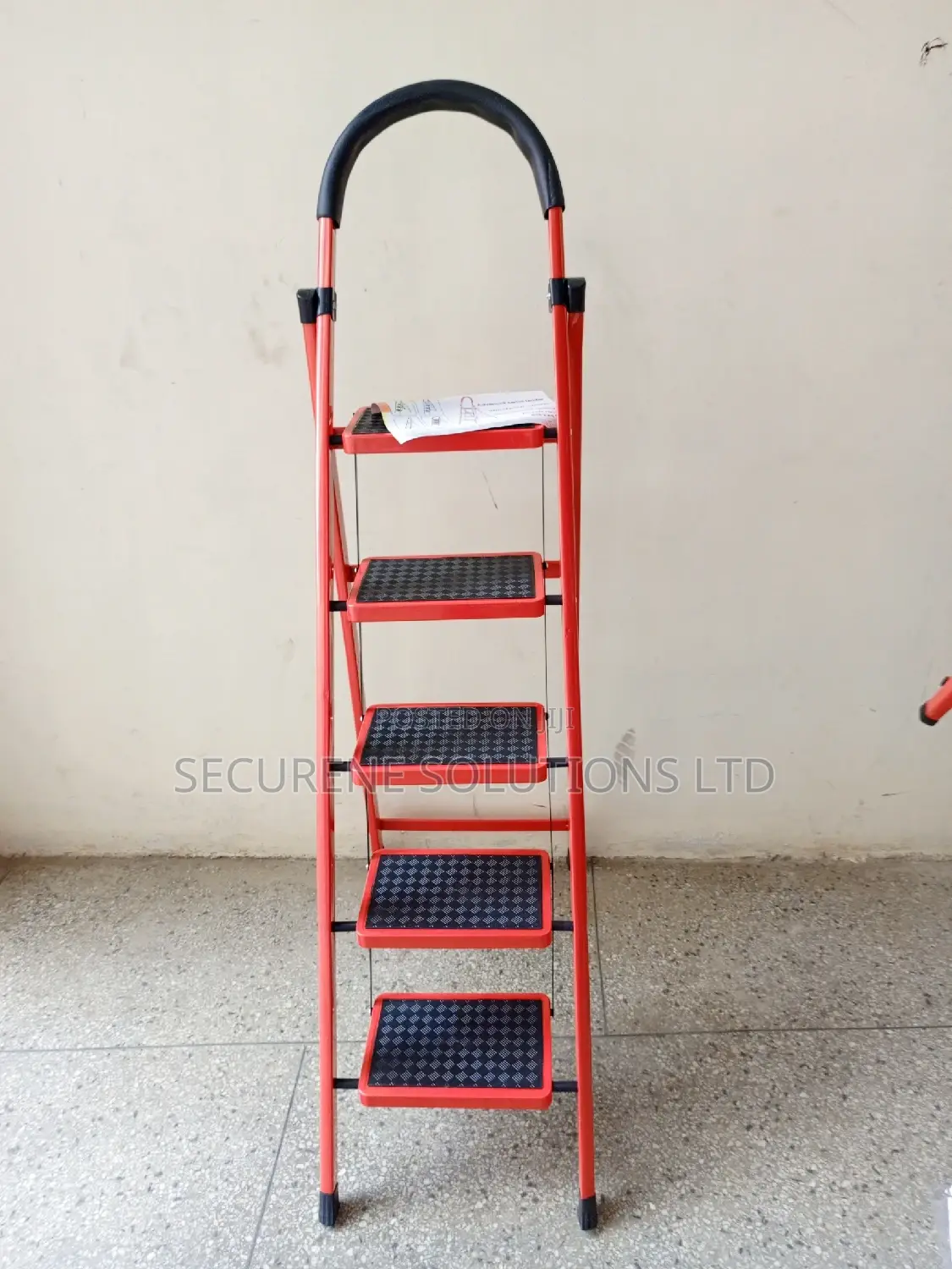 5 Steps Steel a Type Ladder Wide Steps