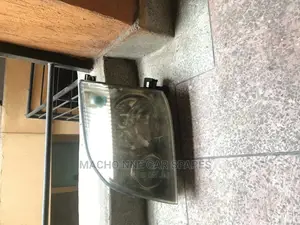 Nissan X Trail Nt30 2005 Headlight