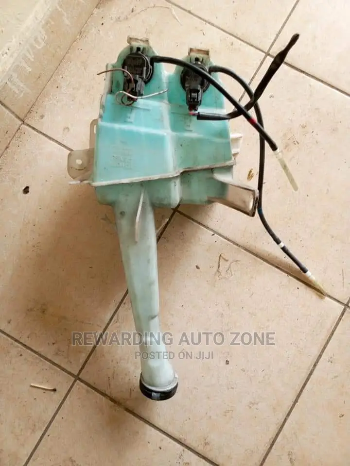 Premio 240 2005 Model Wiper Bottle.