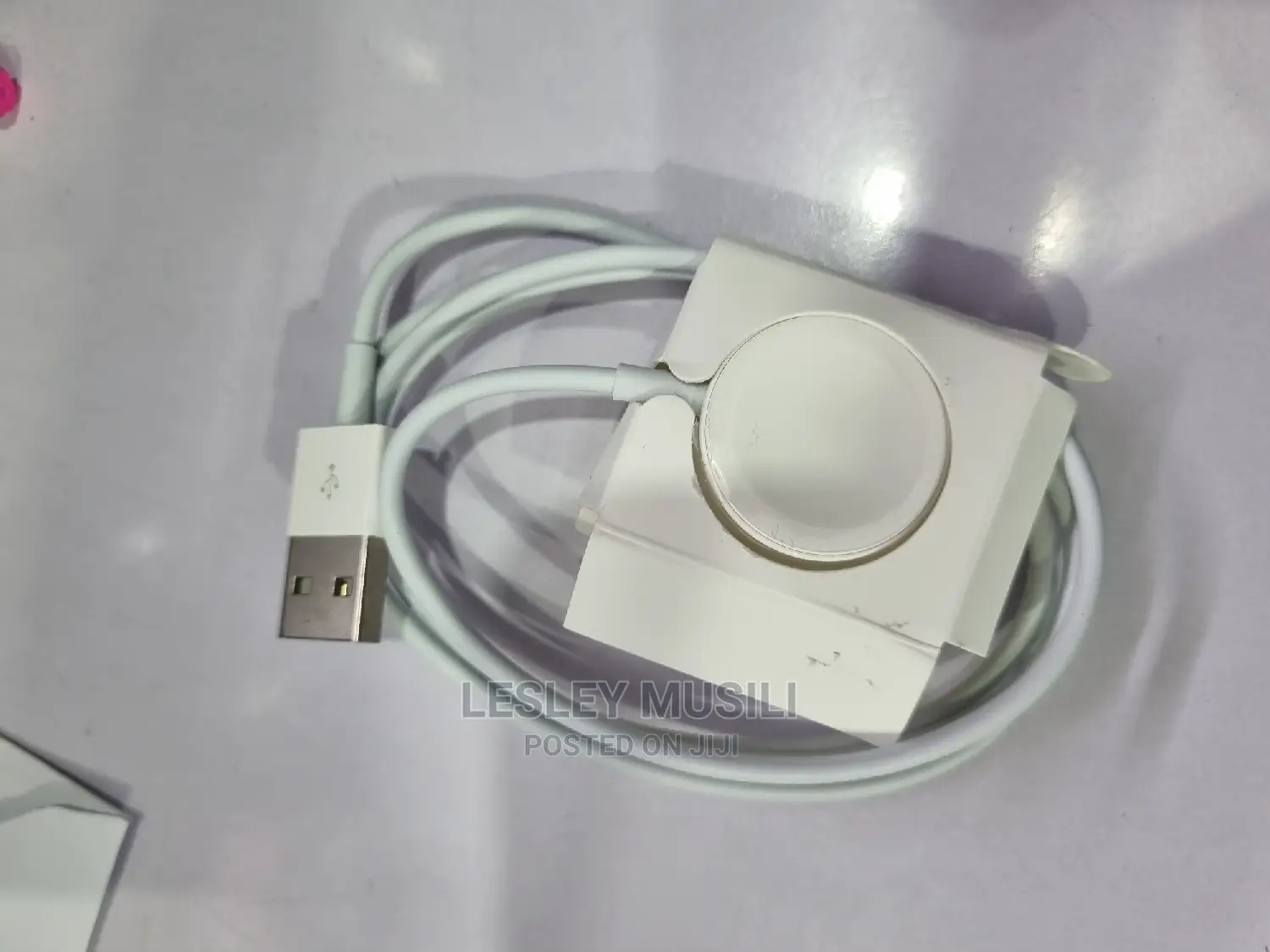 Apple Watch Magnetic Charging Cable Unpacked (1 M