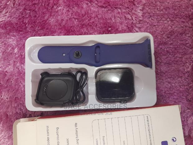 I7 Smartwatch - thumbnail 4
