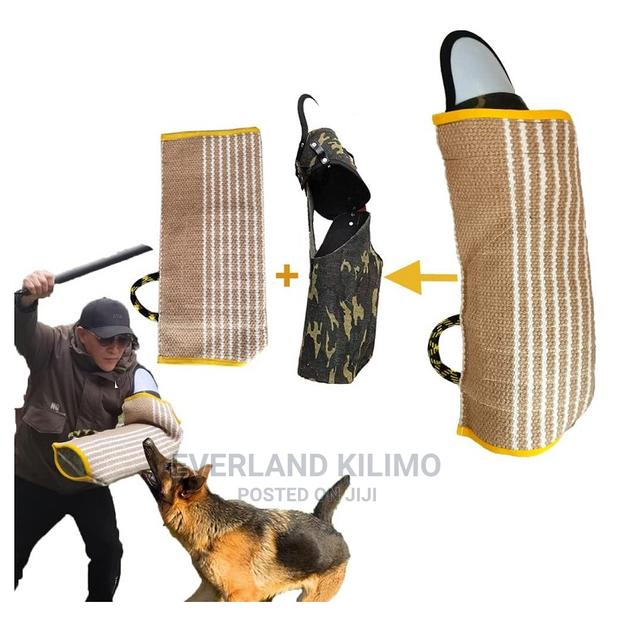 Premium Dog Training Bite Sleeve - thumbnail 4