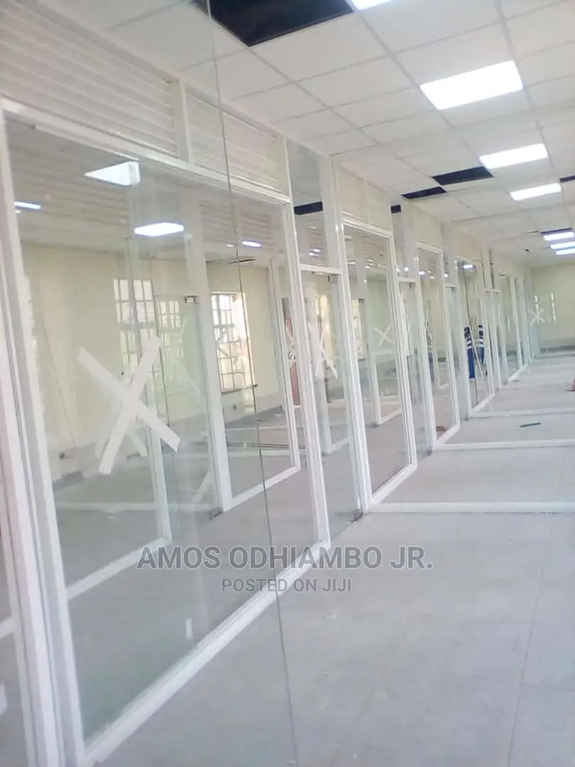 Alluminiam Partitions and Fittings
