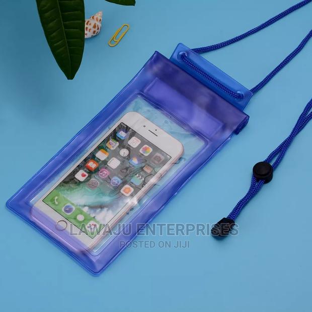 Water Proof Phone Cover Perfect for Water Content - thumbnail 4
