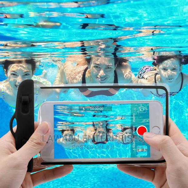 Transparent Under Water Phone Holder - main view