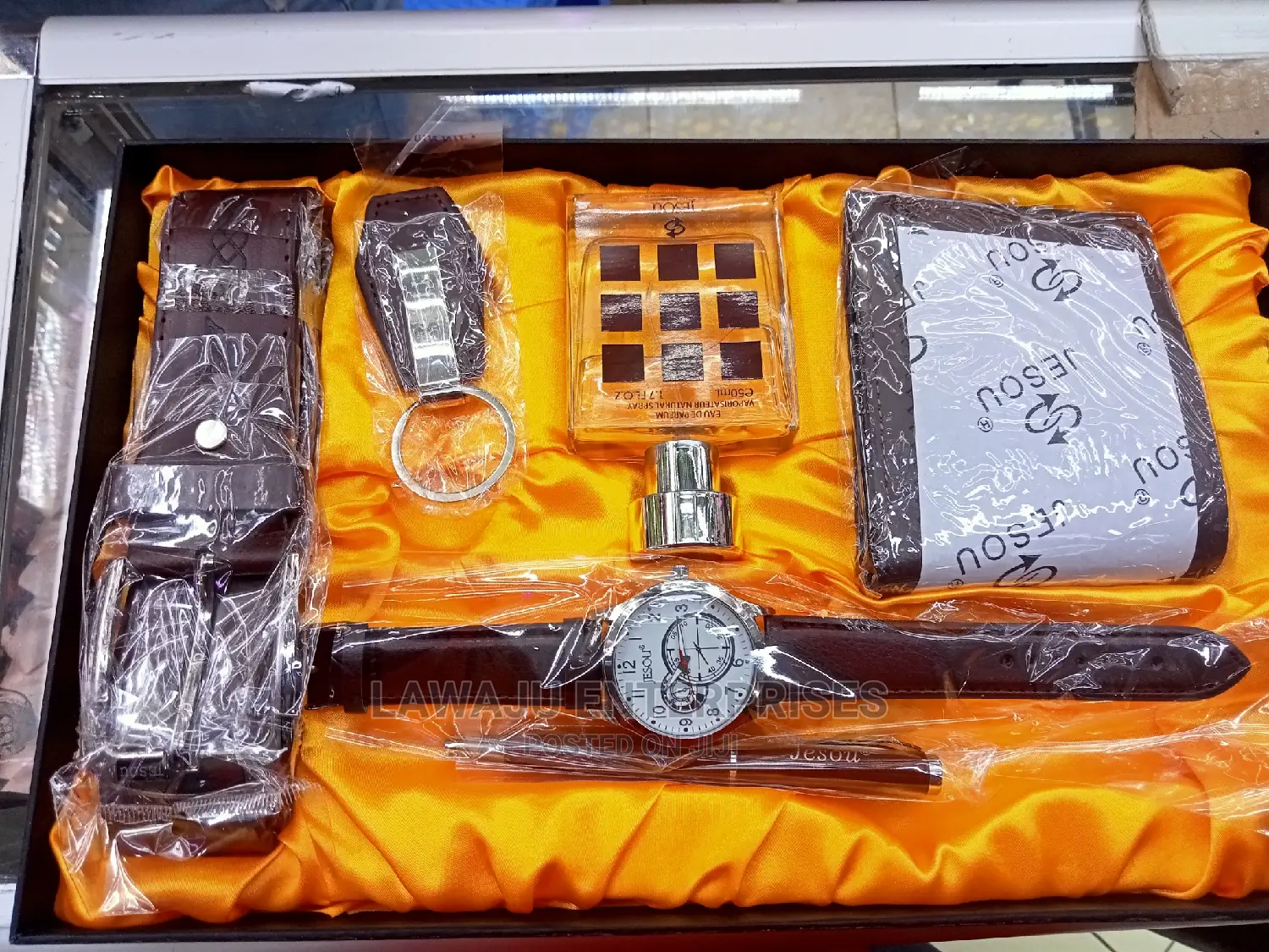 6 in 1 Men Gift Set Belt, Cologne, Key Holder, Pen, Wallet