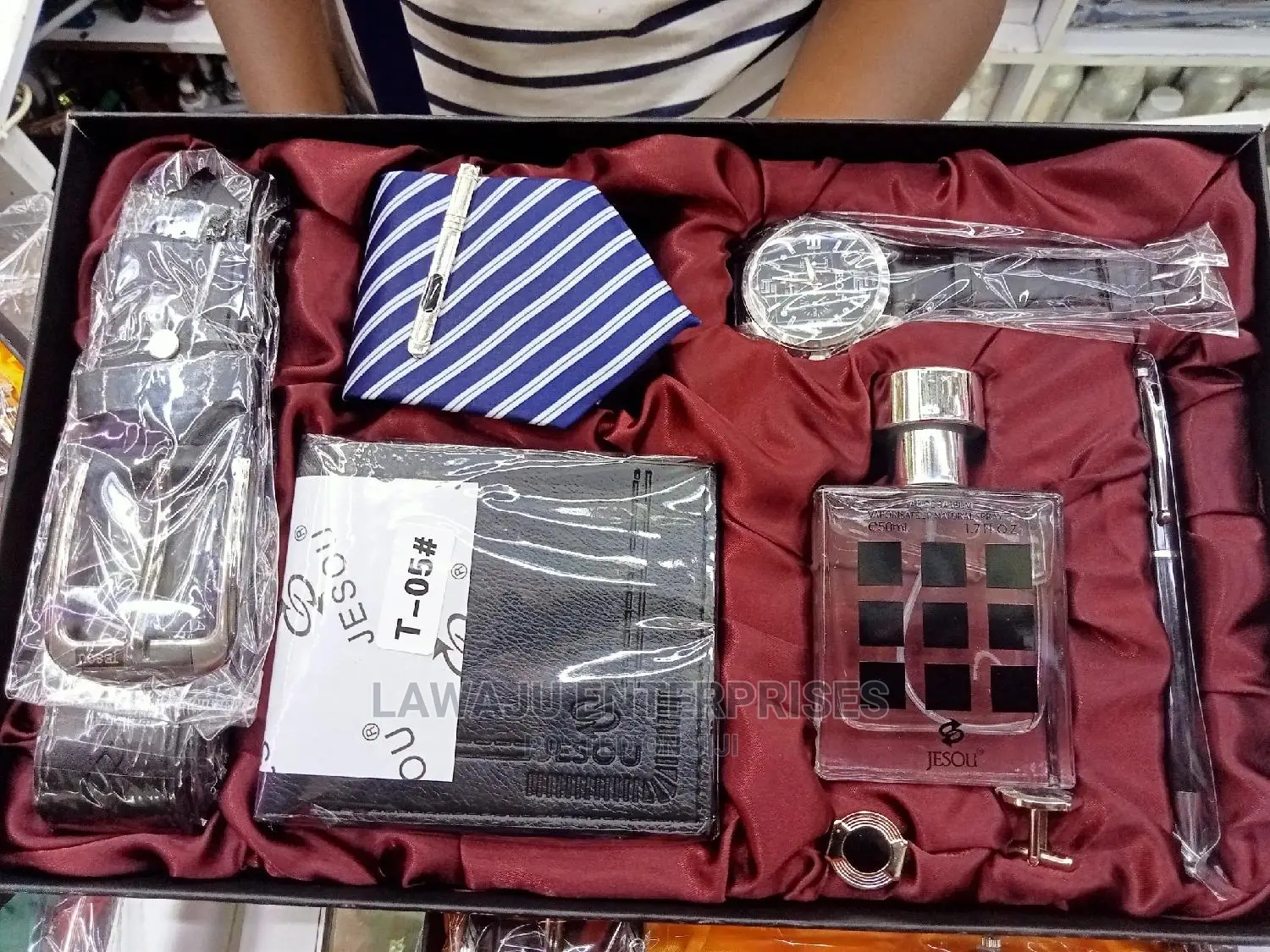 Exquisite Men Gift Tie Wallet 7pc Package