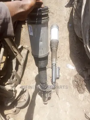 Mercedes Benz W221 S 350 Shocks