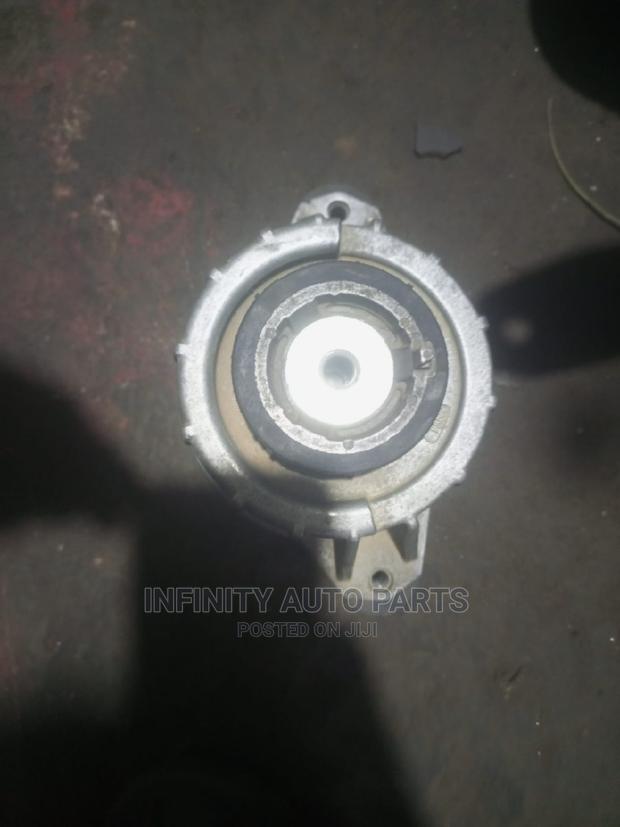 Bmw X3 Engine Mount - thumbnail 2