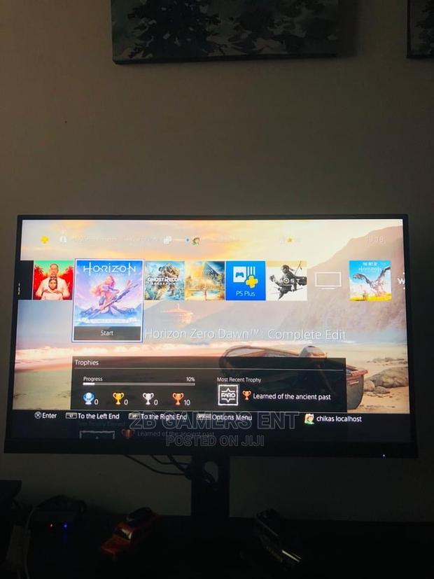 Ps4 Pro, 1 Free Cd - thumbnail 4