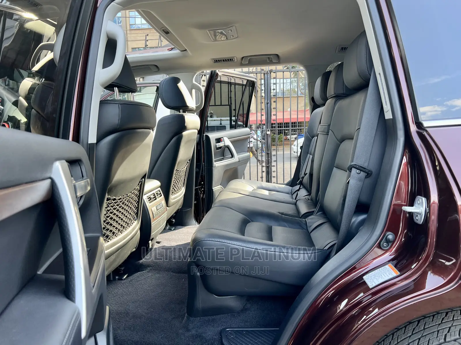 Toyota Land Cruiser 4.6 V8 ZX 2017 Brown
