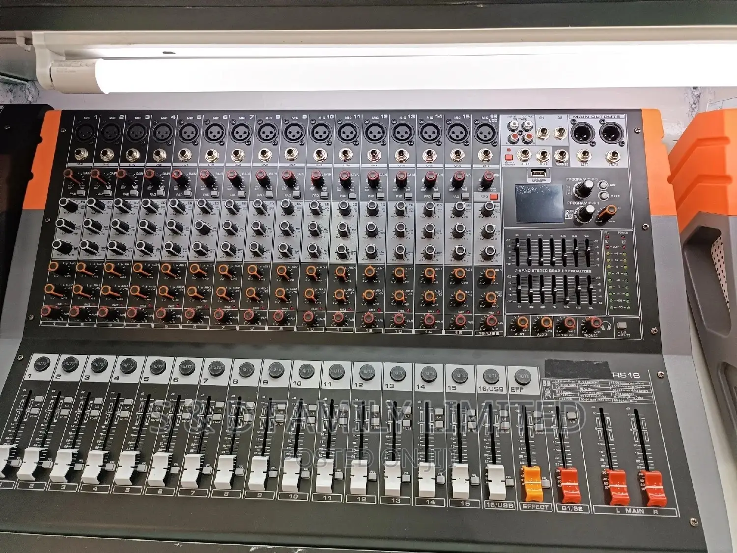 Yamaha 12 Channels Proffessional Mixer