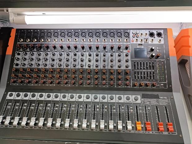 Yamaha 12 Channels Proffessional Mixer - main view