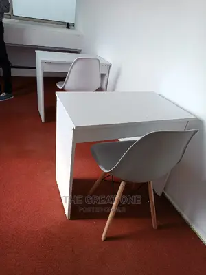 Desk+Chair