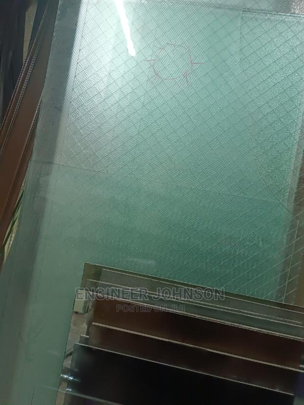 Translucent Glass - thumbnail 2