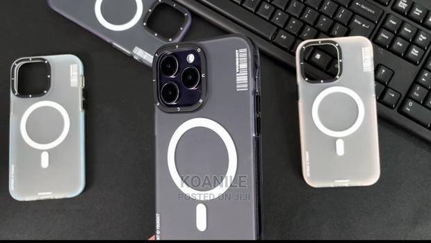 iPhone 14 Pro Max Magsafe Back Cover Case - thumbnail 2