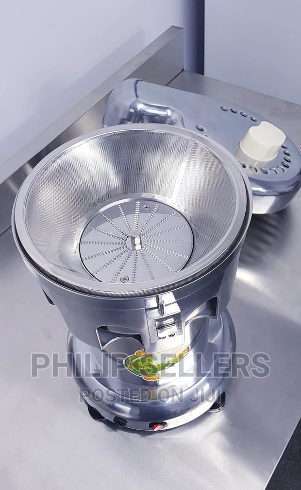 Commercial Juicer Machine Available - thumbnail 4