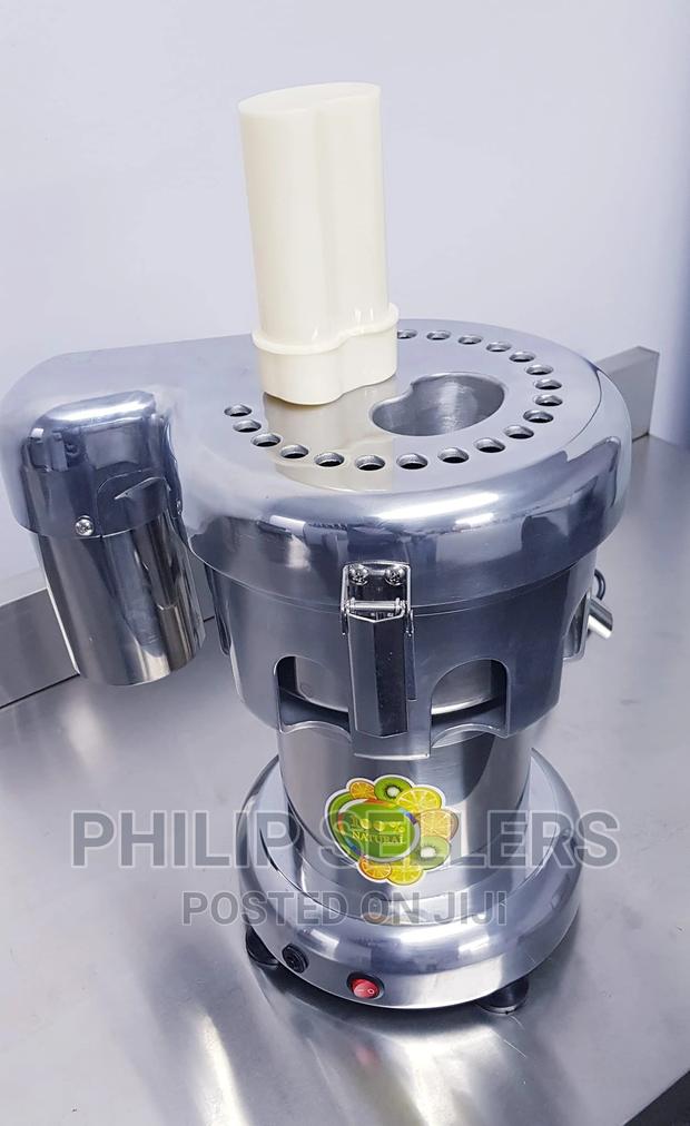 Commercial Juicer Machine Available - thumbnail 3