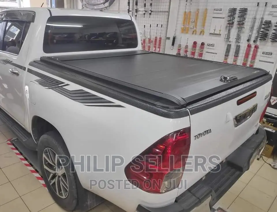 Aluminium Toyota Hilux Manual Roller Shutter Boot Cover