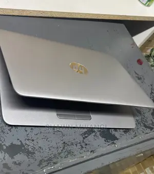 Laptop HP EliteBook 820 G3 8GB Intel Core I5 HDD 256GB