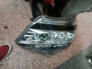 Voxy 2015 New Model Headlight.