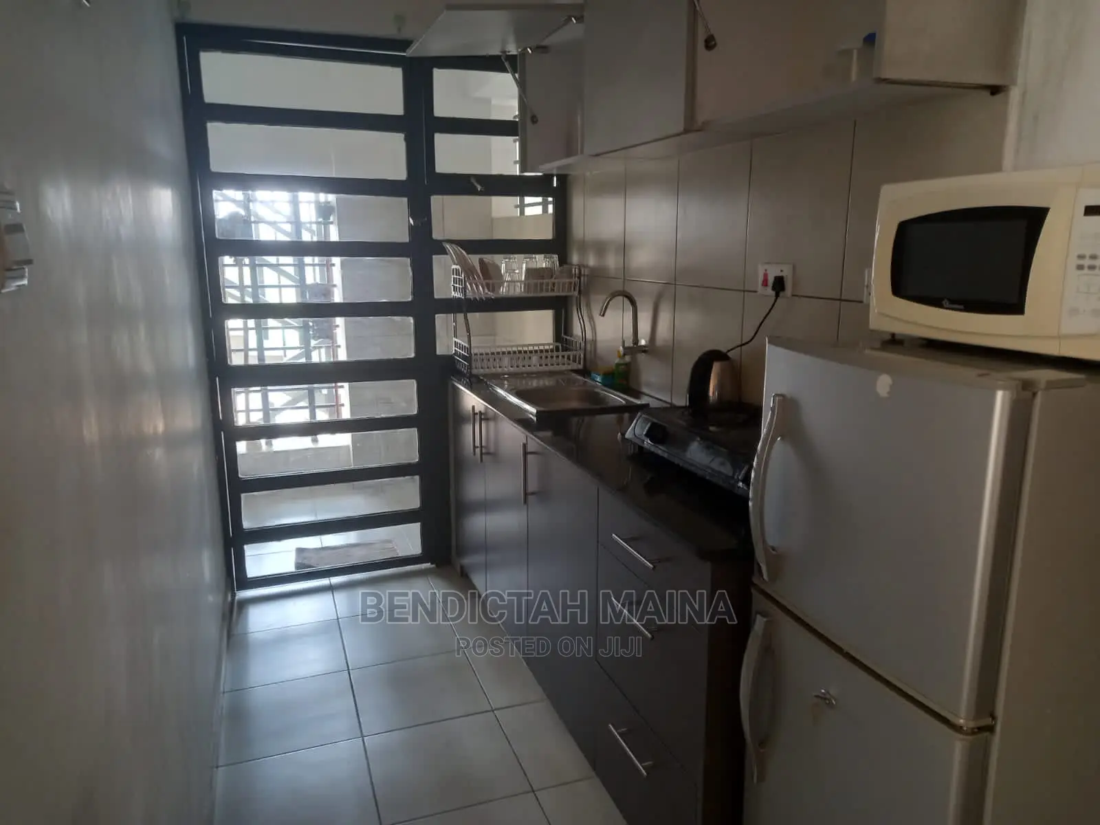 1 Bedroom Airbnb in Oasis Apartment