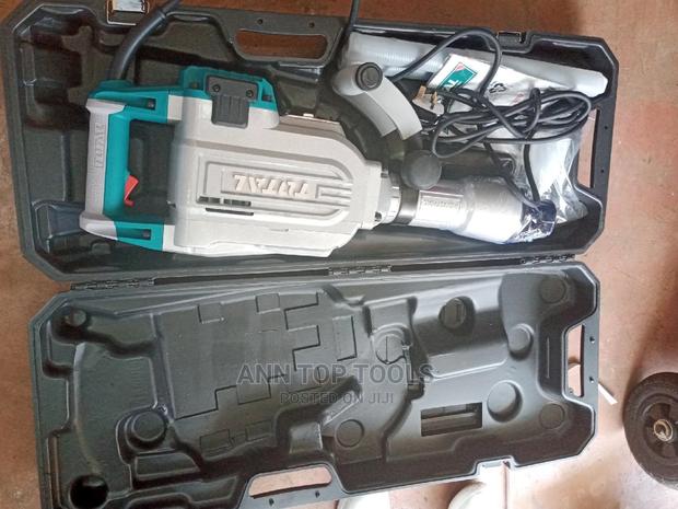1700 Watts Total Demolition Hammer - thumbnail 2