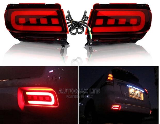 Yr2010+ Toyota Land Cruiser Prado. Rear Bumper Reflector Led