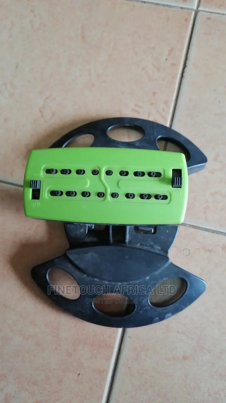 Adjustable Oscillating Sprinkler