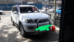 Prado 120 Front Windscreen - main view