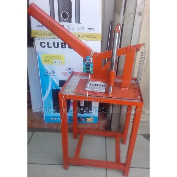 Chips Cutter