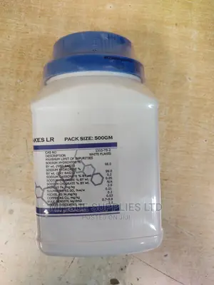 Sodium Hydroxide Flakes LR 500G ( Caustic Soda Flakes)