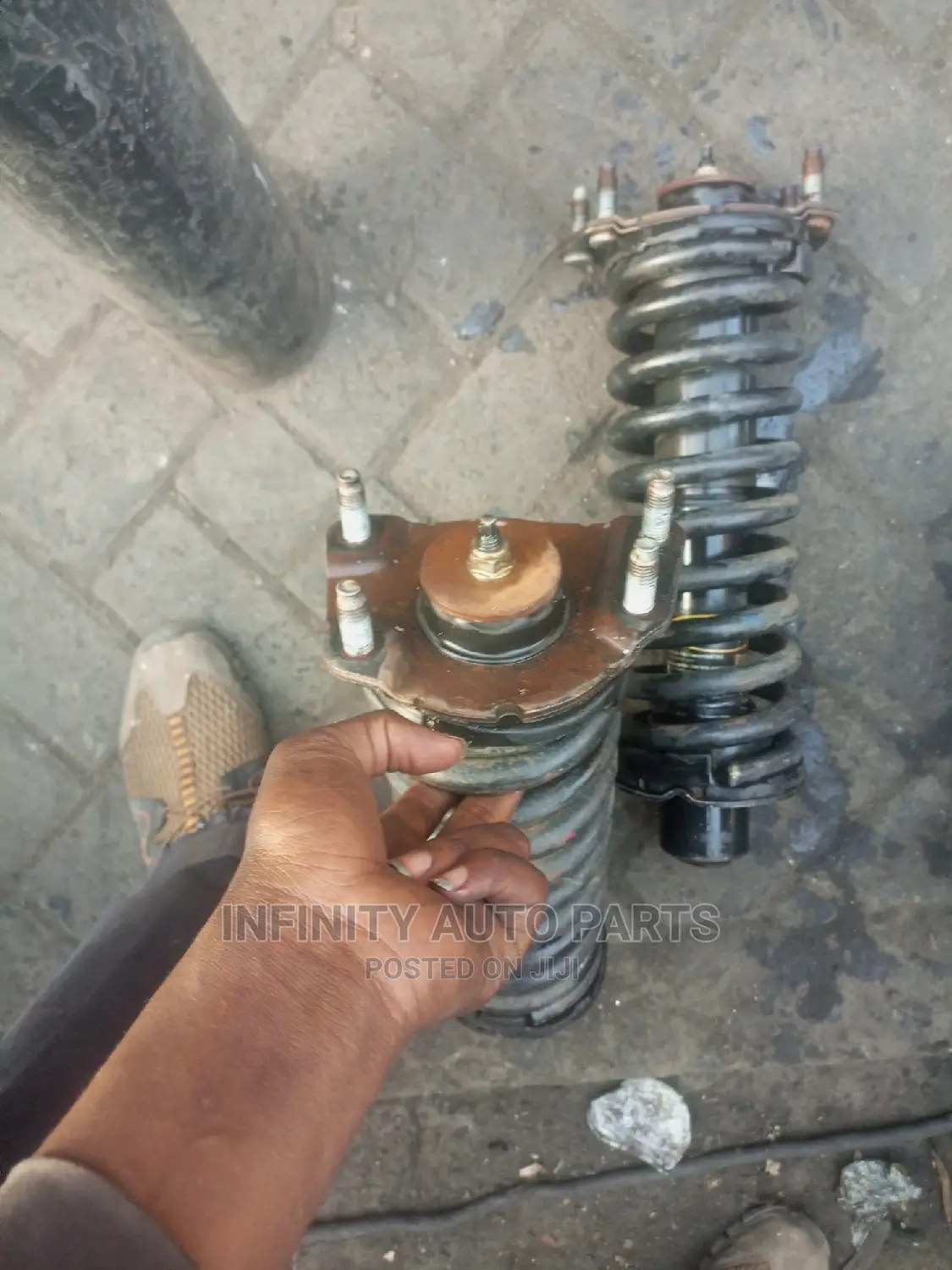 Jeep Liberty Complete Front Shock