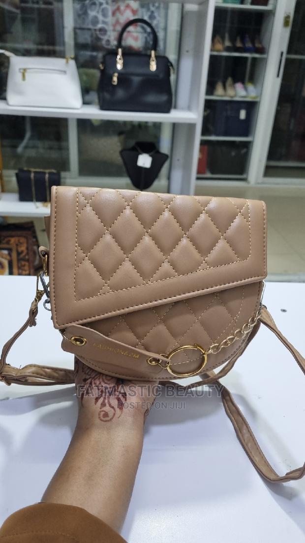 Classy Slingbags - main view