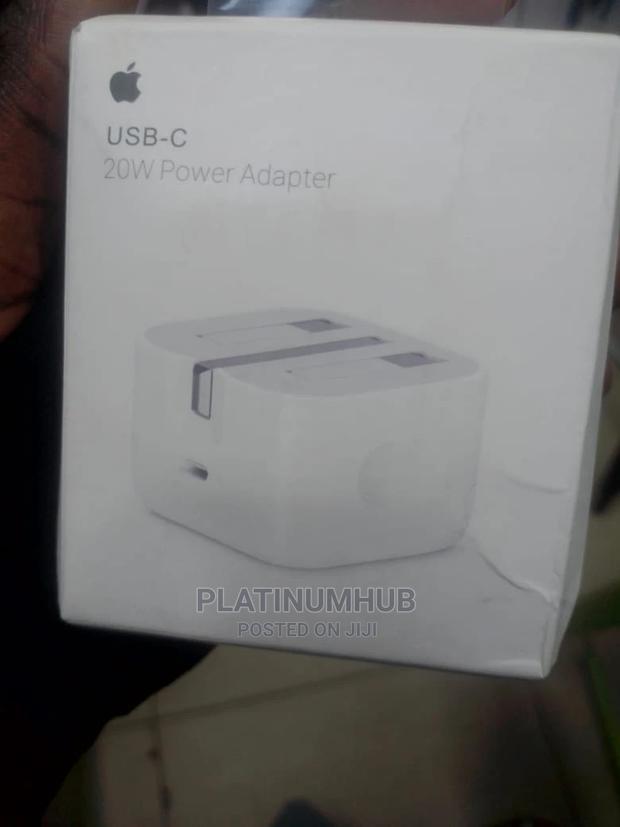 Apple USB C 20W Power Adapter - main view