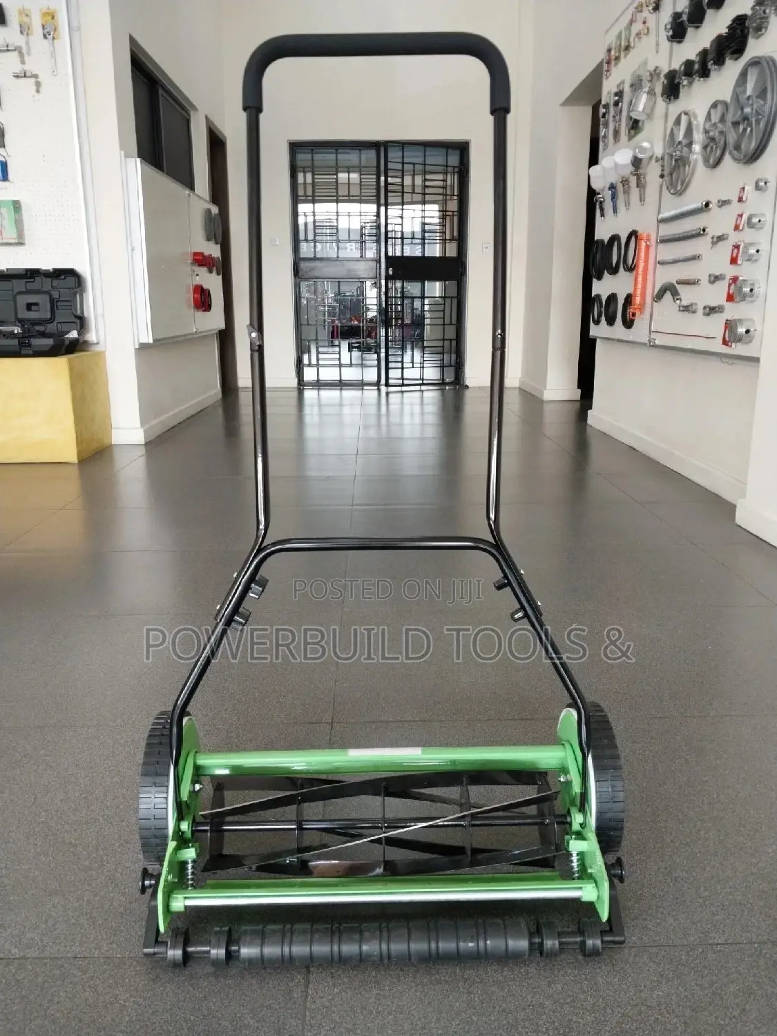 18" Manual Size Lawnmower
