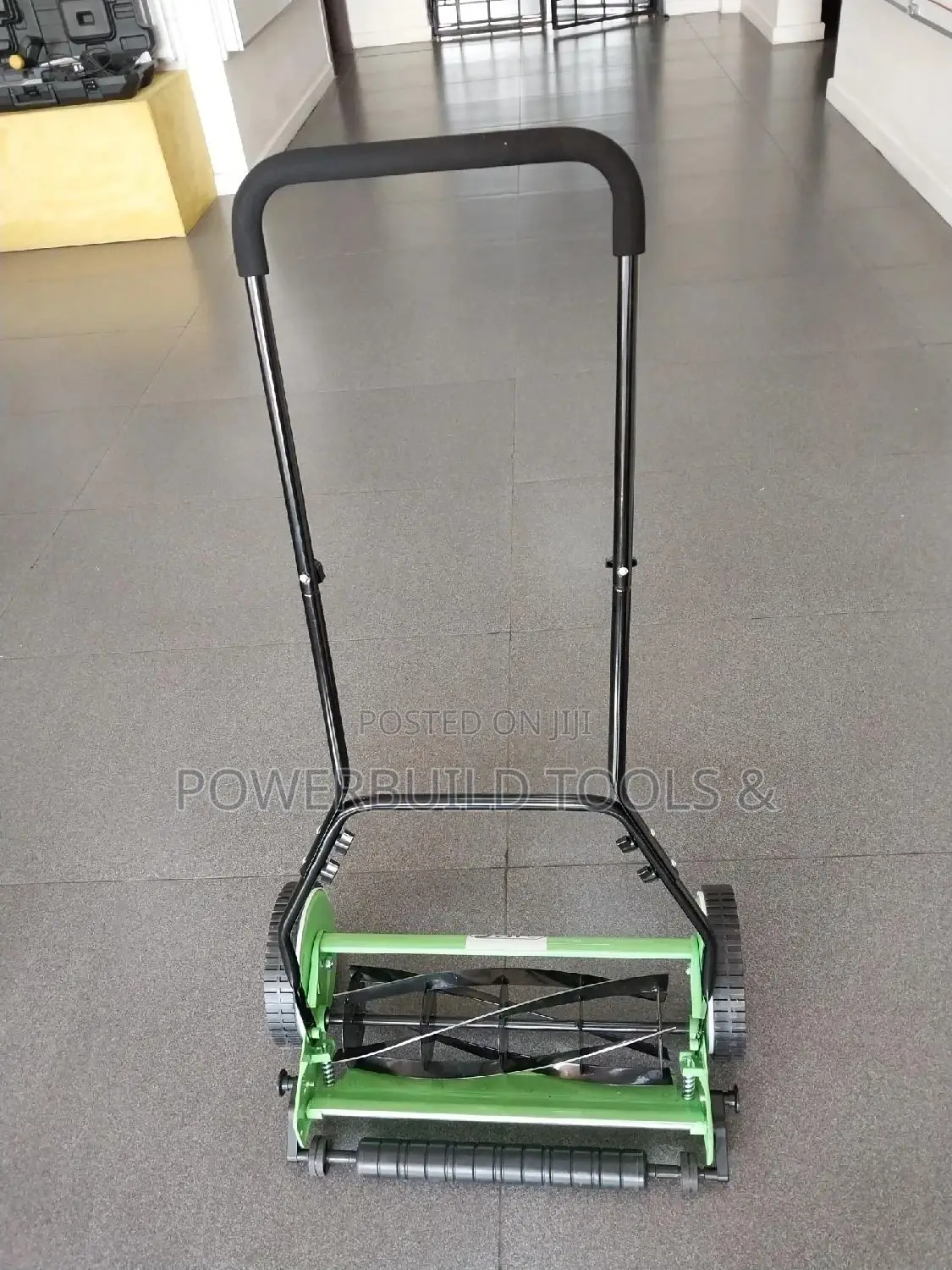18" Manual Size Lawnmower