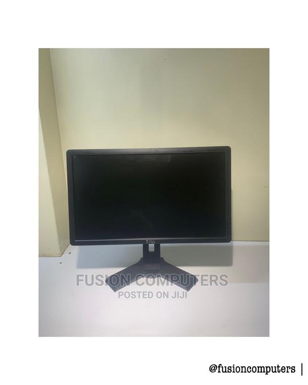 Dell Monitor 22 Inch Stretch LED