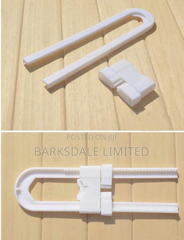 Child Safety Locks U-Shaped Baby Proofing Kitchen Cabinets - thumbnail 5