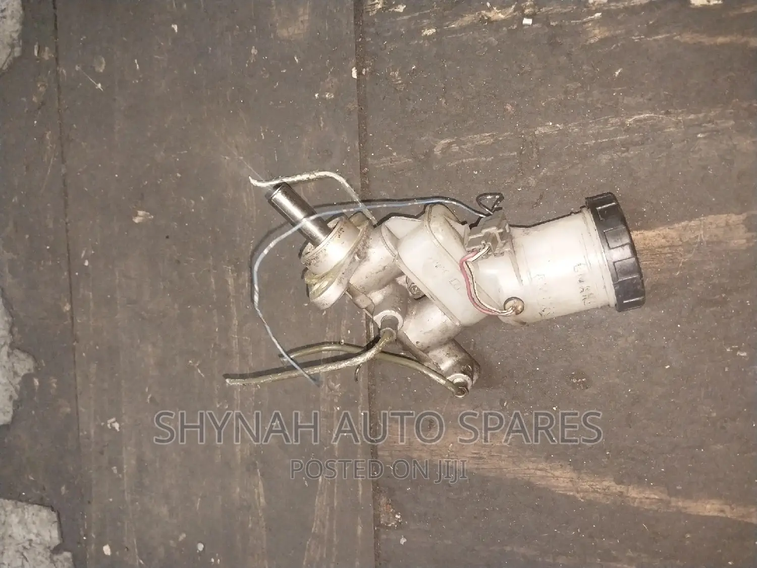 Brake Master Cylinder Only Toyota Duet