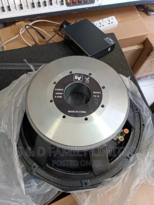 EV Bass Speakers Pd 18 - thumbnail 4
