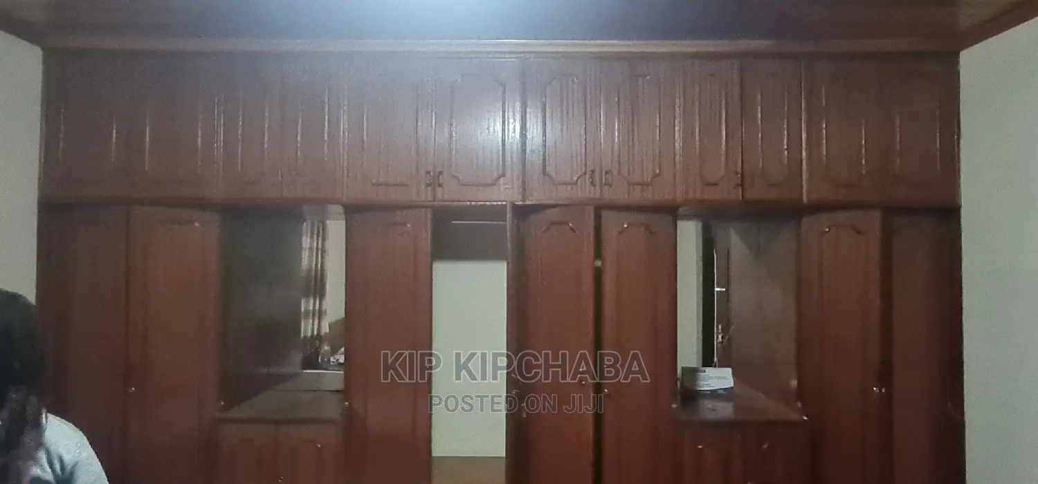 3bdrm Apartment in Kingsquare, Elgon View for Sale