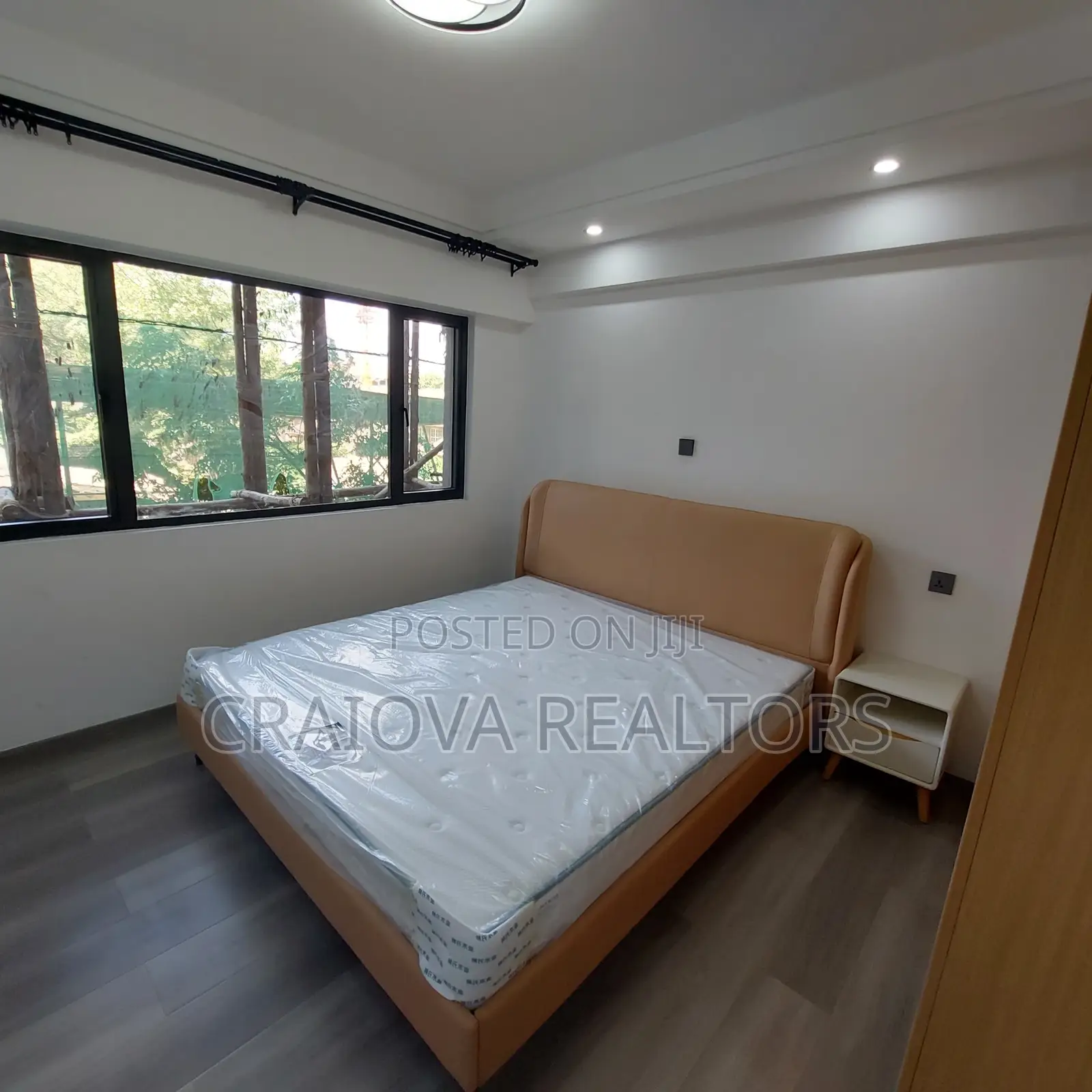 2bdrm Apartment in Valley Arcade for Sale