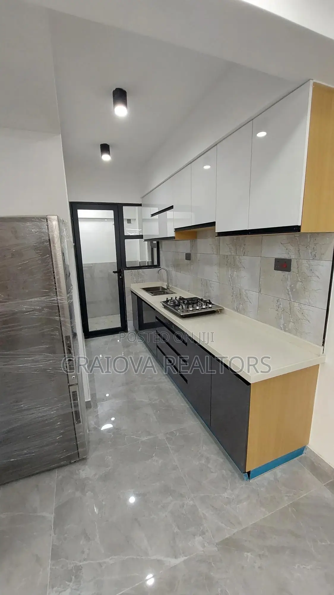 2bdrm Apartment in Valley Arcade for Sale