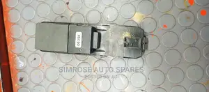 Suzuki Escudo Main Door Switch.