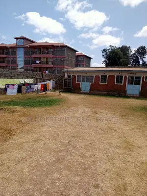 1/8 Plot Kimumu 100 Metres From Tarmac