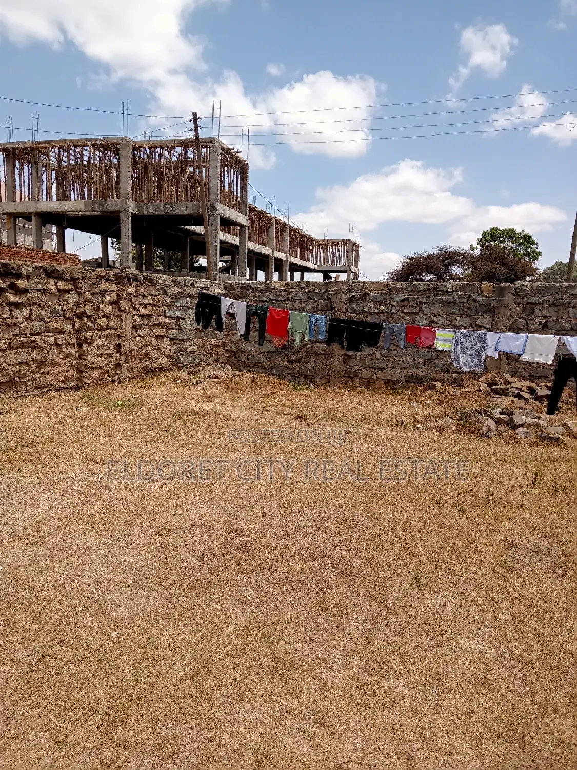 1/8 Plot Kimumu 100 Metres From Tarmac